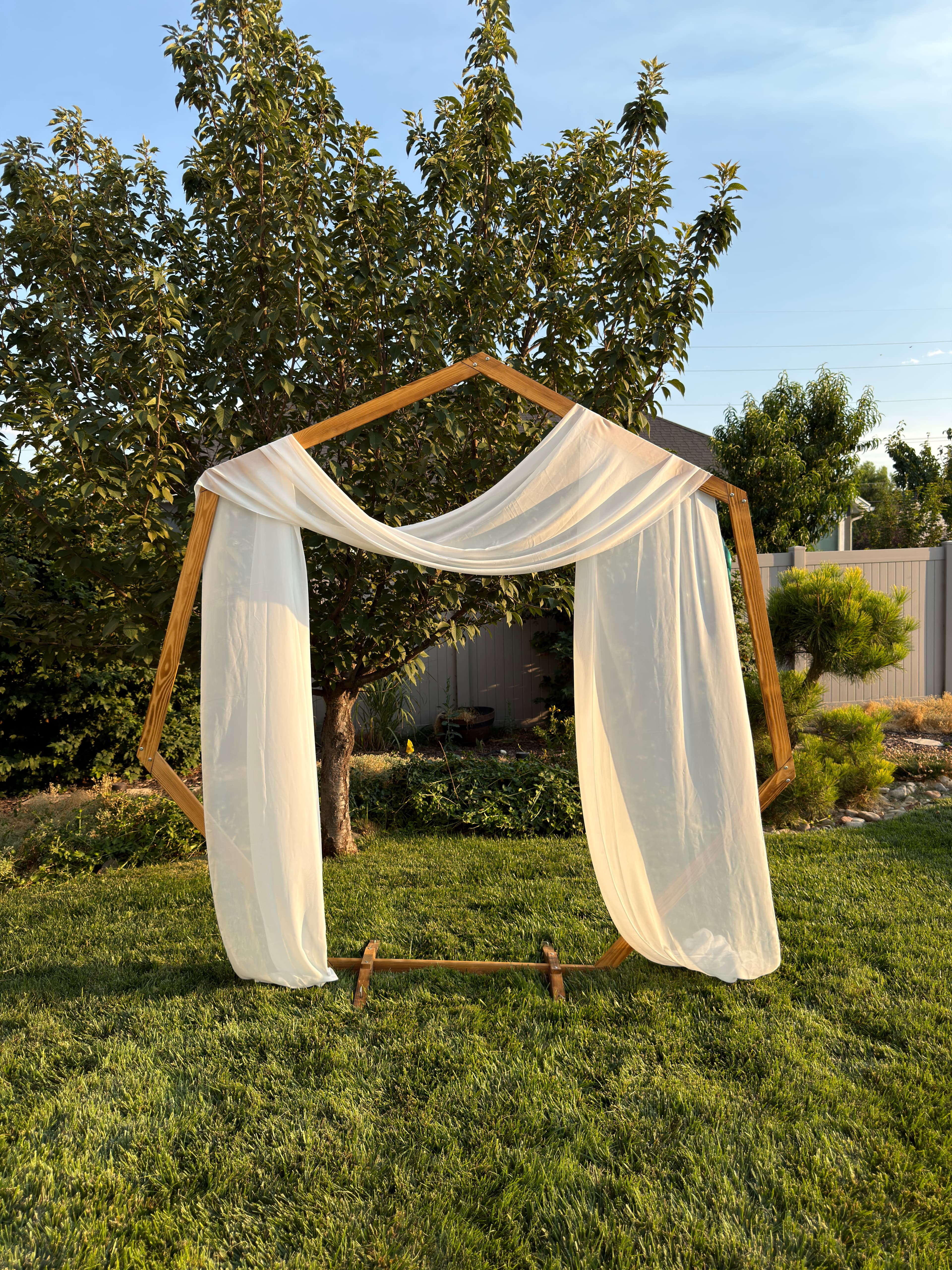 Wooden Geometric Wedding Arch thumbnail 2